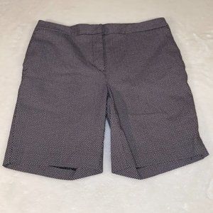 - NWOT Mario Serrani Bermuda shorts Black white 10 stretch